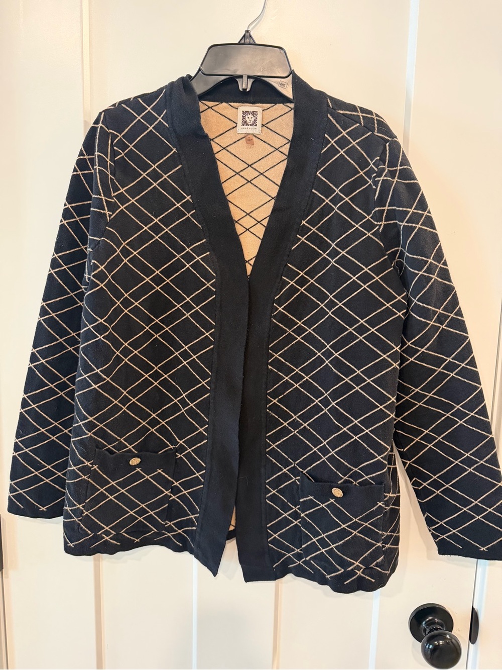Women’s Anne Klein Black Patterned Cardigan size Small